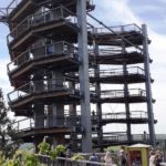 Der 42m hohe Turm des Baumwipfelpfades